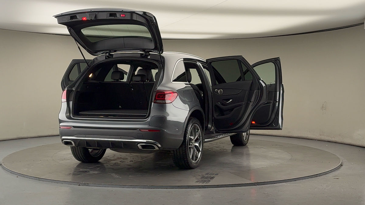 More views of Mercedes-Benz GLC