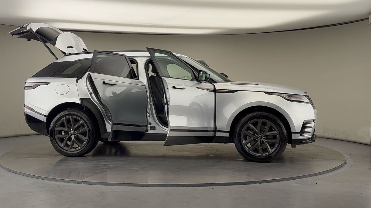 More views of Land Rover Range Rover Velar