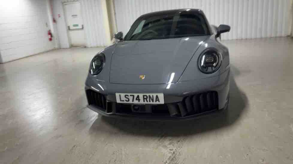 More views of Porsche 911