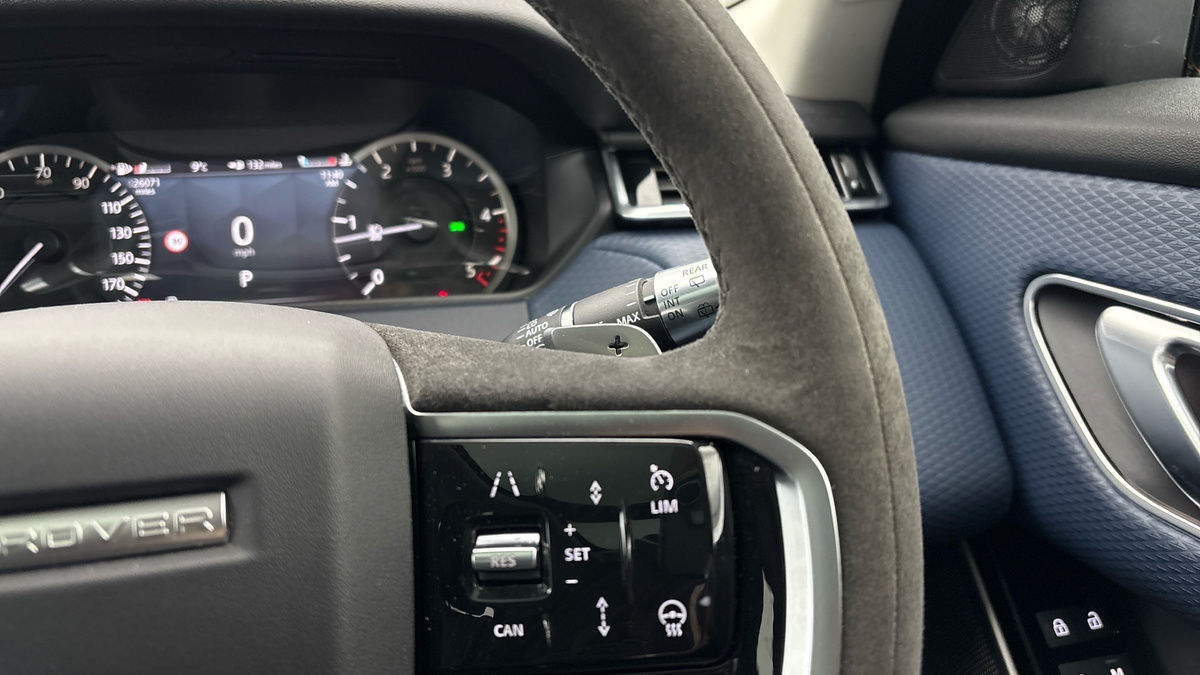 Land Rover Range Rover Velar Image 14