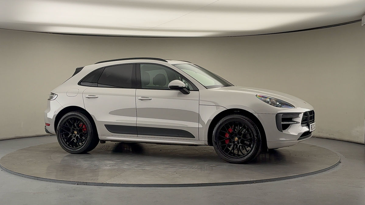 More views of Porsche Macan