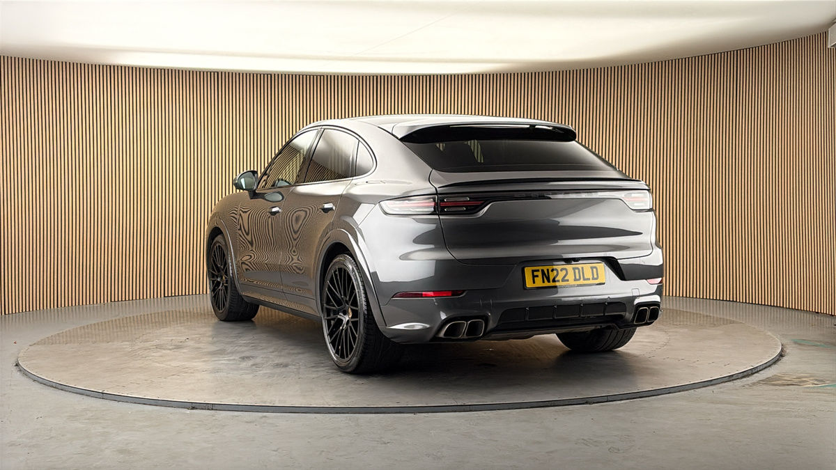 More views of Porsche Cayenne