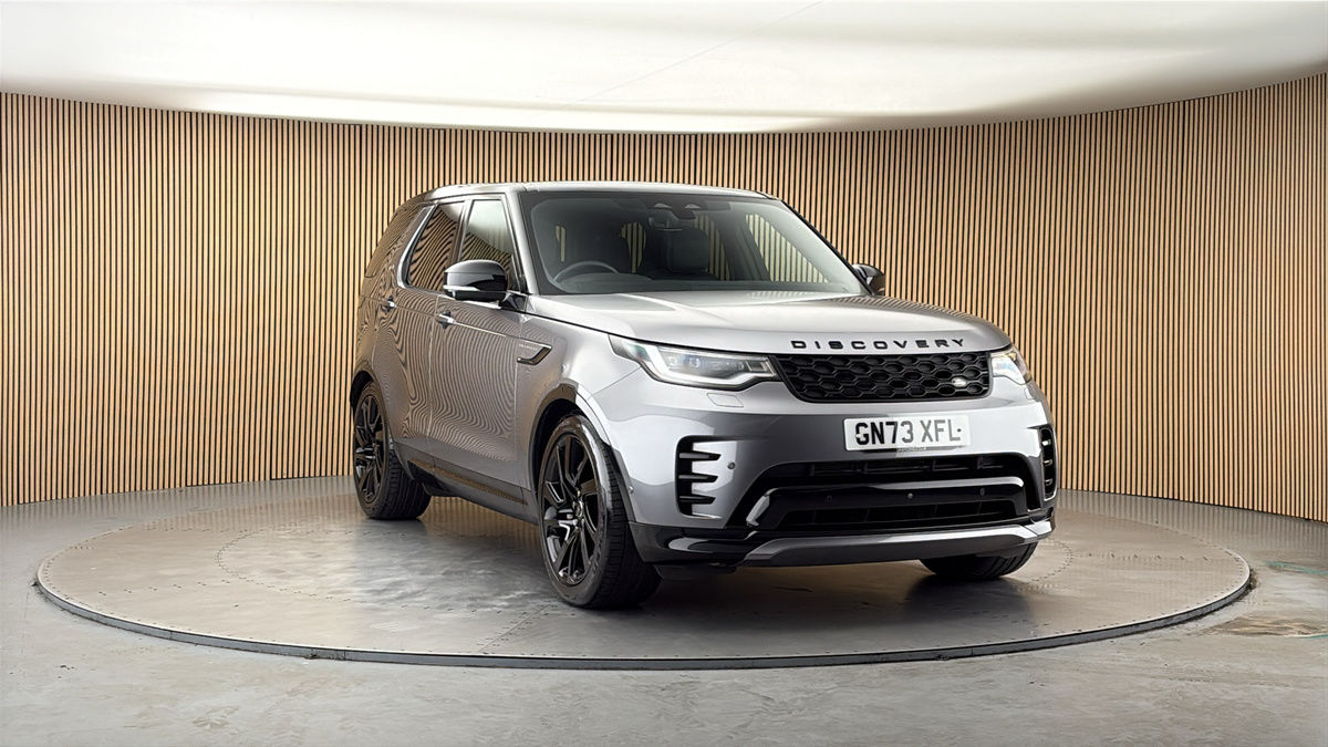 More views of Land Rover Discovery