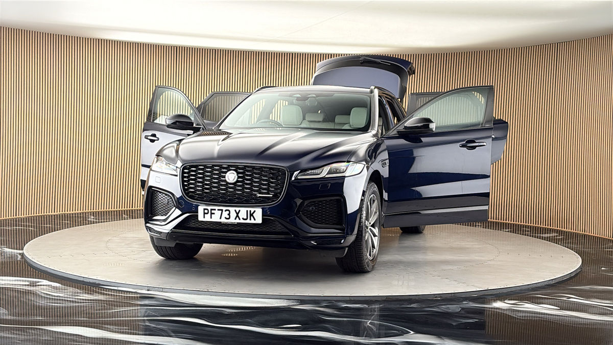 More views of Jaguar F-PACE