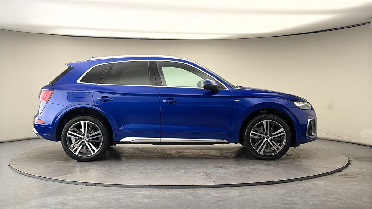 Audi Q5 Image 16