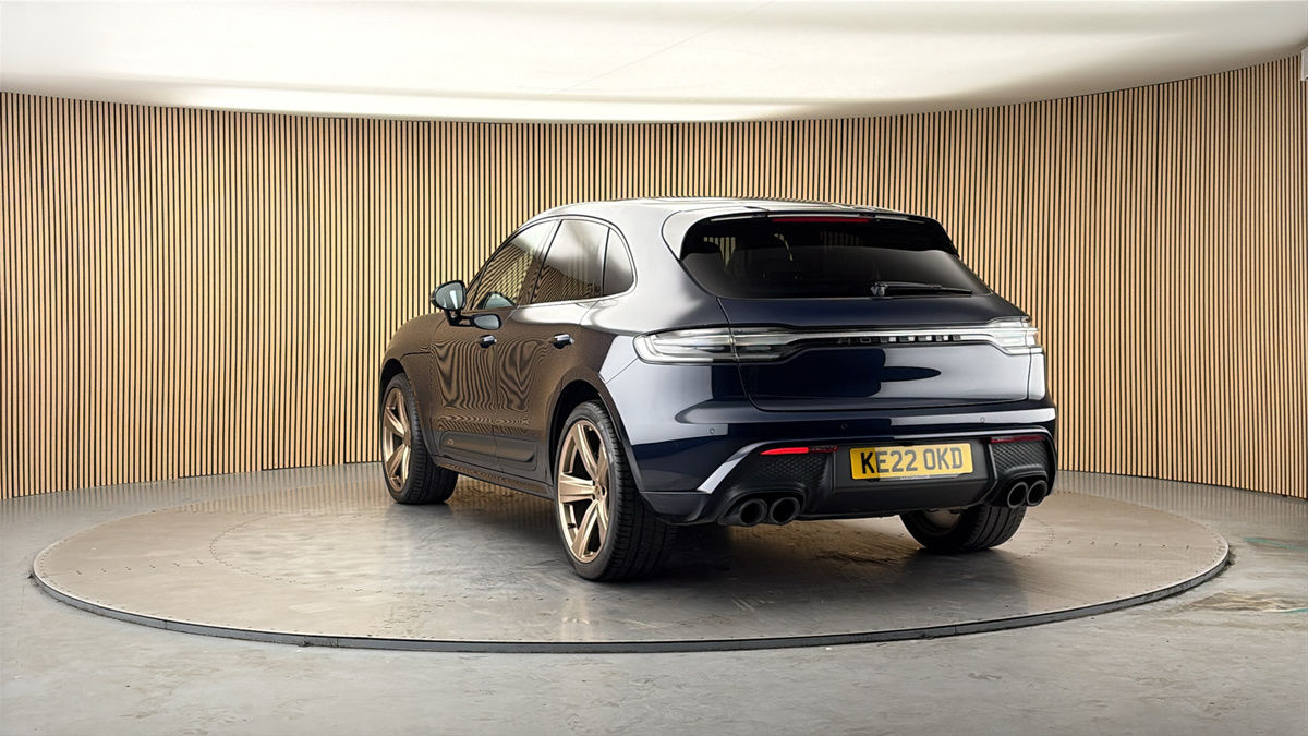More views of Porsche Macan