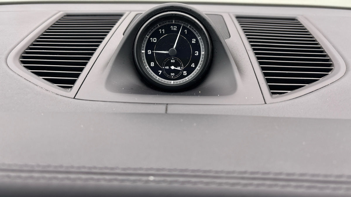 Porsche Macan Image 25