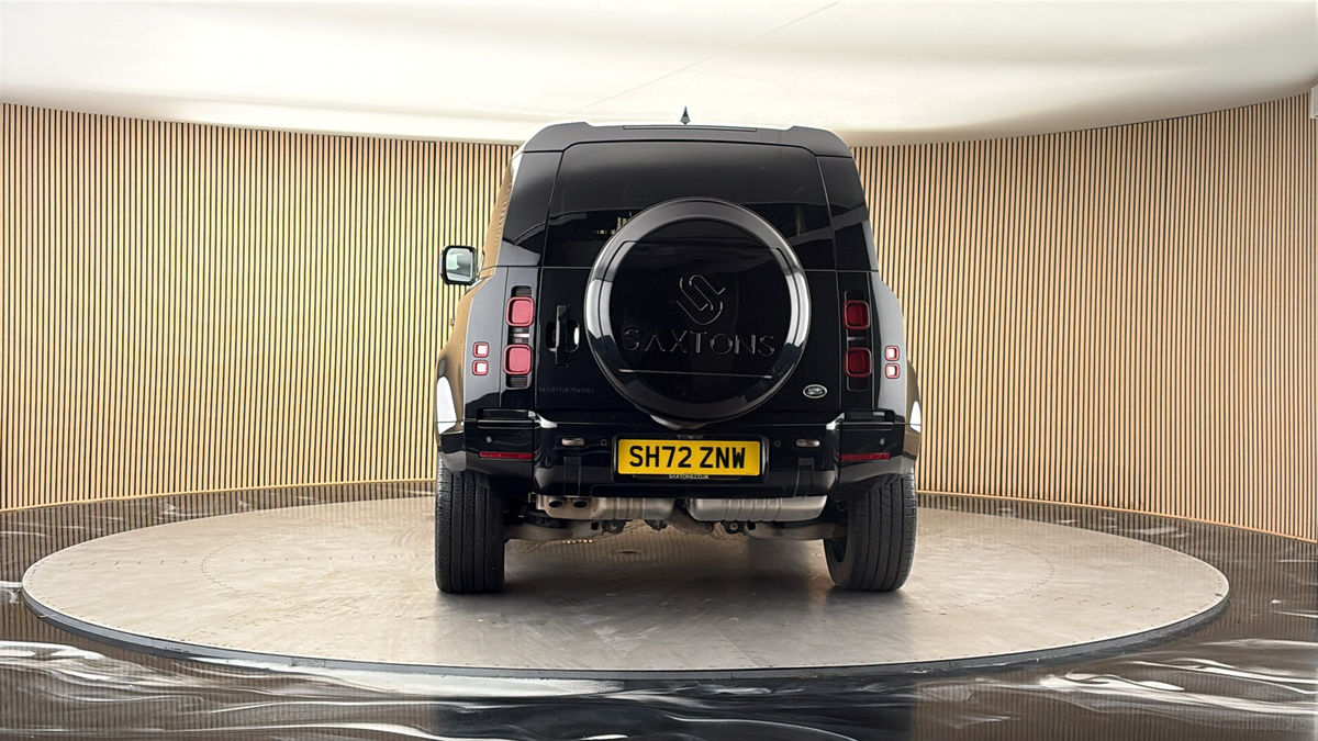 More views of Land Rover Defender 90
