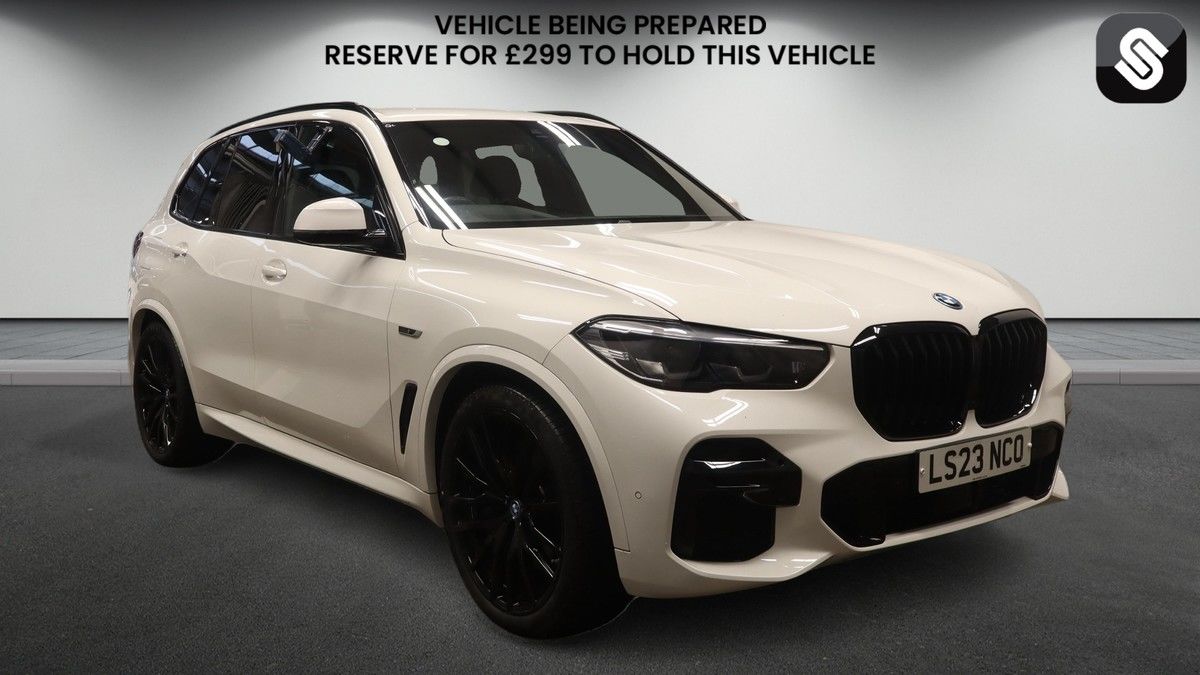 BMW X5 Sticky Header Image