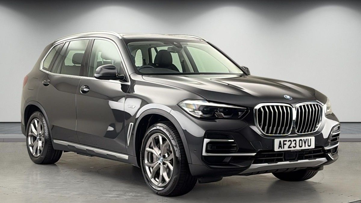 BMW X5 Sticky Header Image