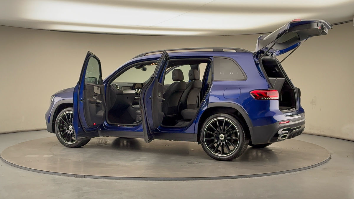 More views of Mercedes-Benz GLB