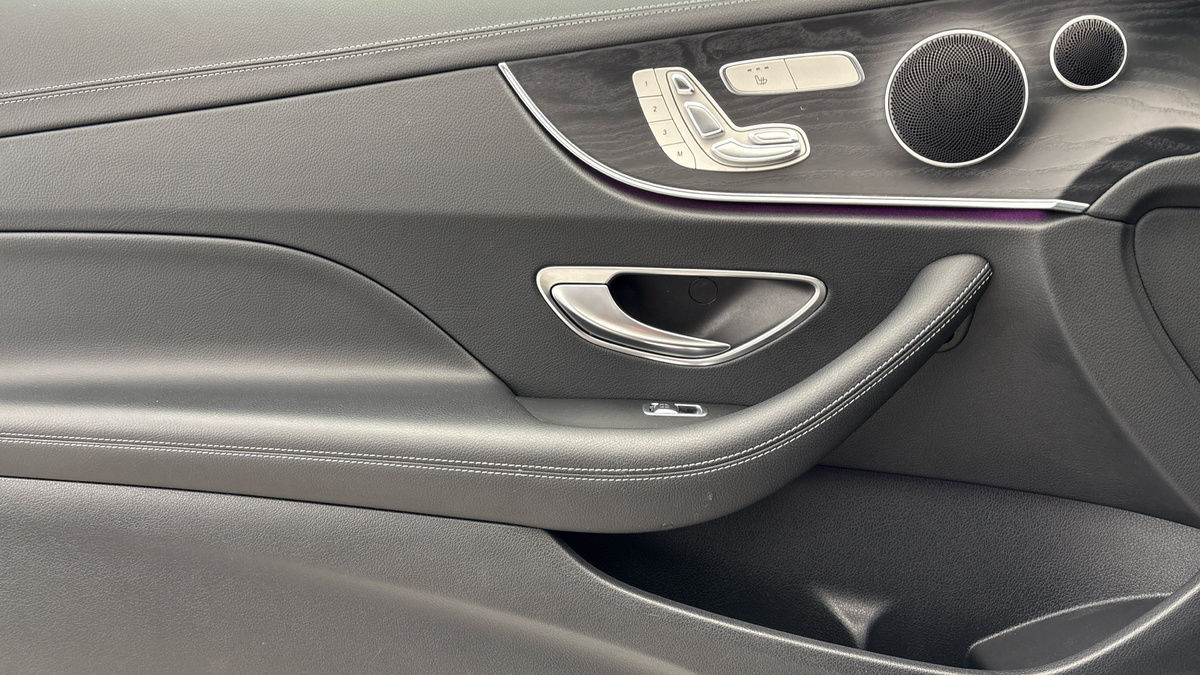 Mercedes-Benz E Class Image 19