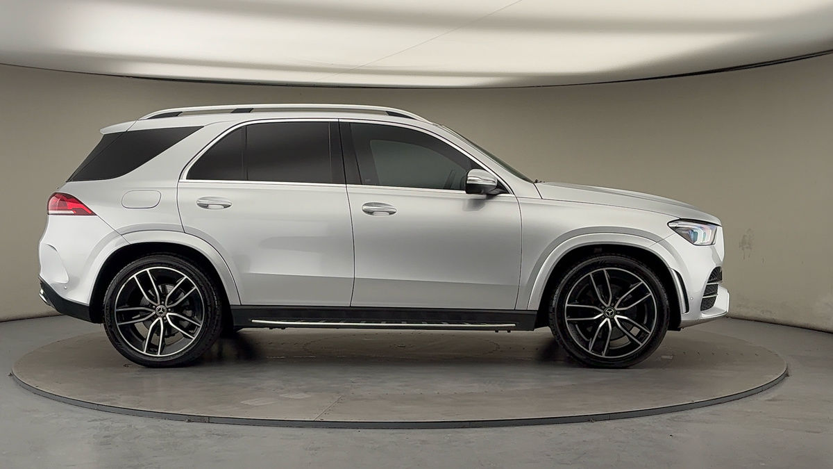 Mercedes-Benz GLE Image 16