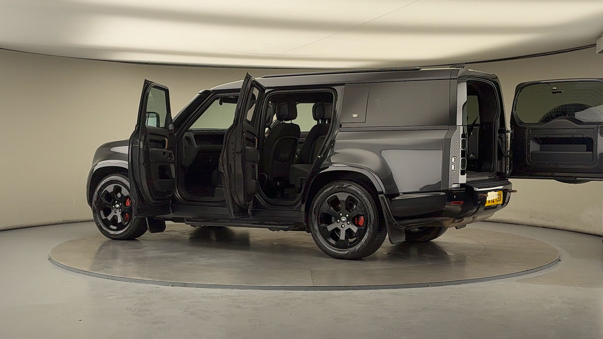 More views of Land Rover Defender 130