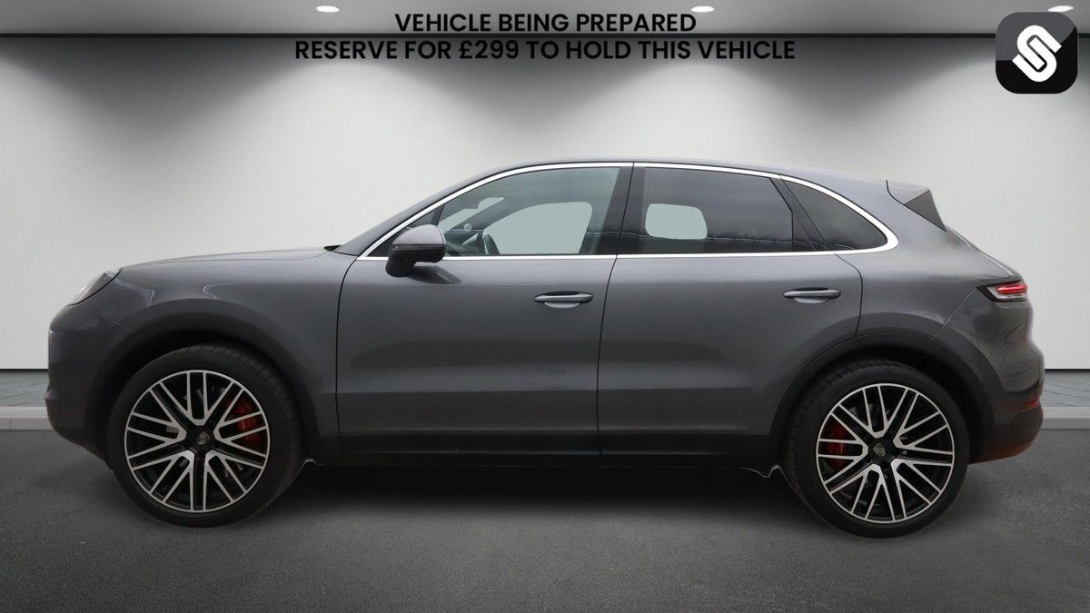 Porsche Cayenne Image 6