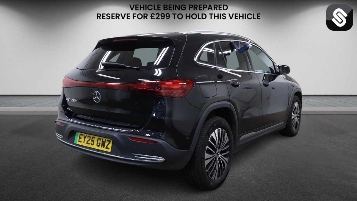 Mercedes-Benz EQA Image 4