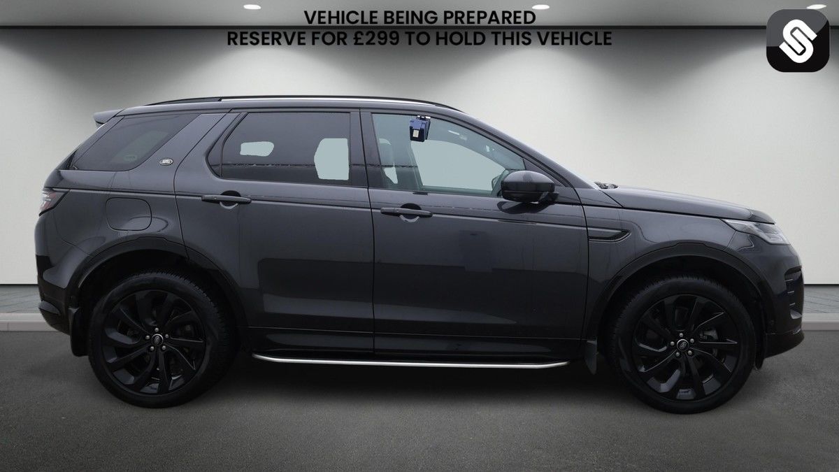 Land Rover Discovery Sport Image 5
