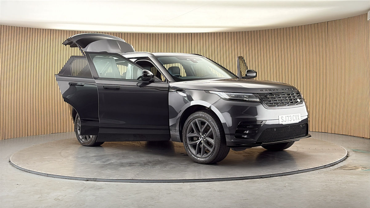 More views of Land Rover Range Rover Velar