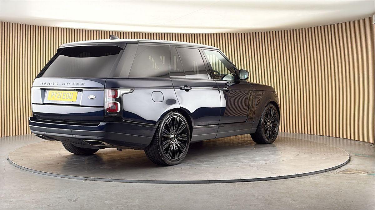 More views of Land Rover Range Rover