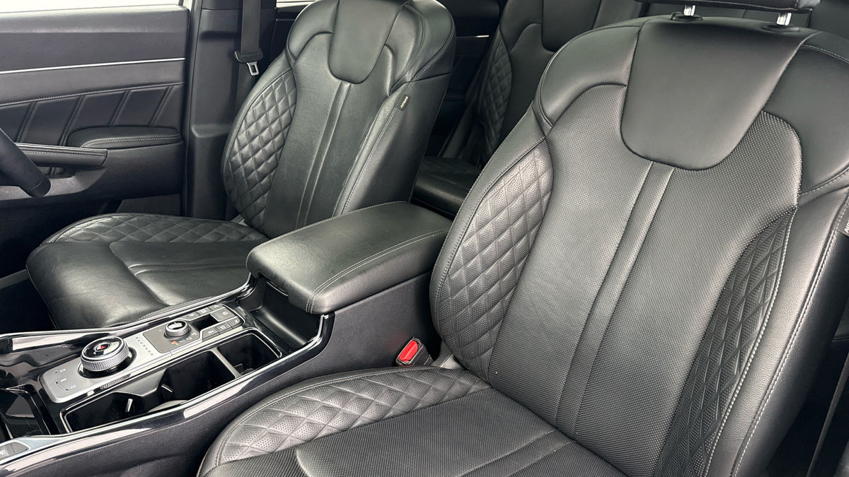 Kia Sorento Image 7