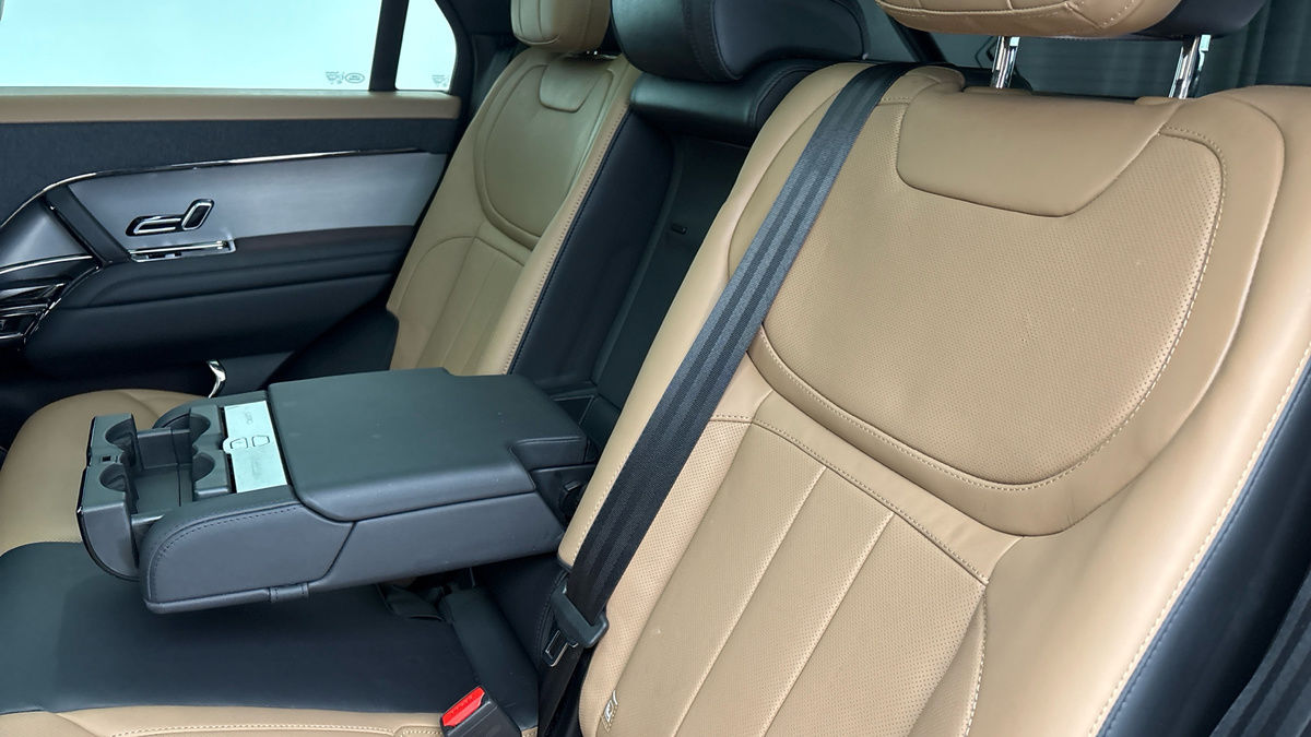 Land Rover Range Rover Sport Image 9