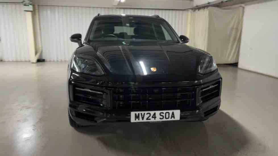 More views of Porsche Cayenne