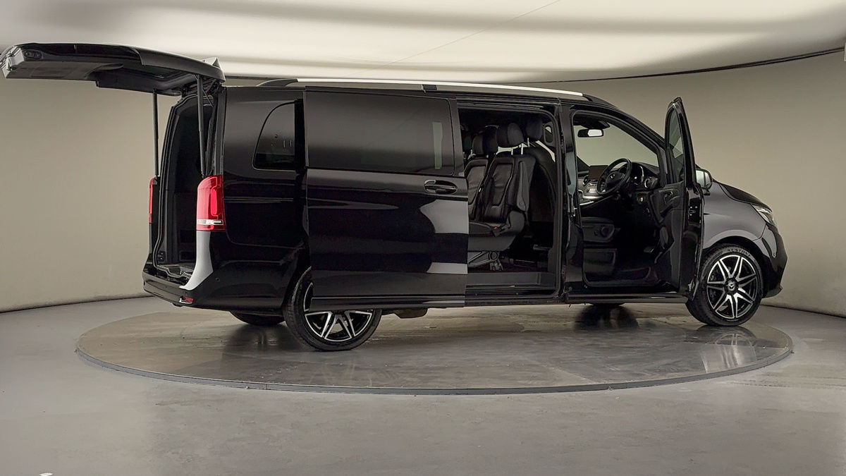 More views of Mercedes-Benz V Class