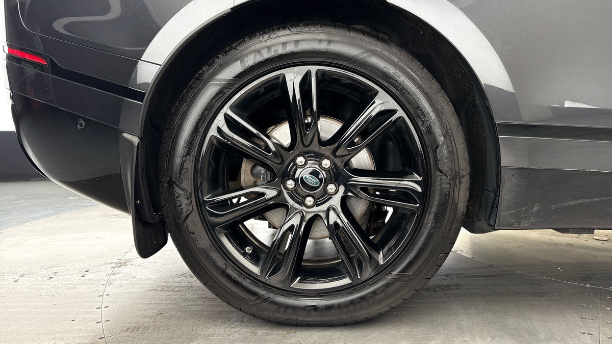 Land Rover Range Rover Velar Image 10