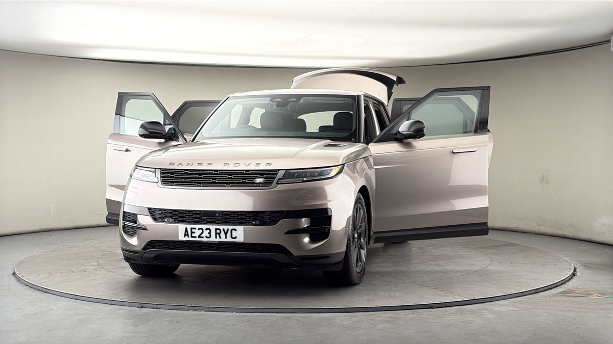 More views of Land Rover Range Rover Sport