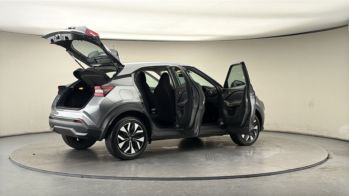 More views of Nissan Juke