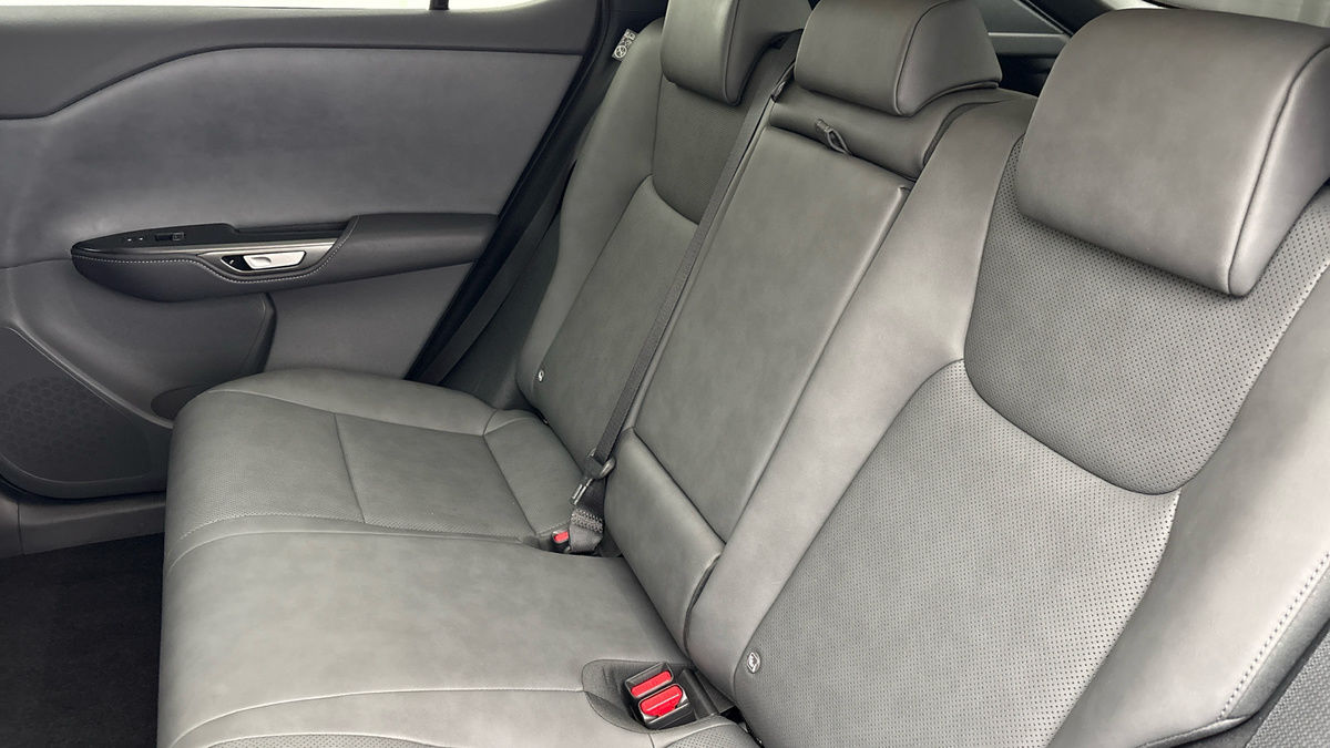 Lexus RZ Image 9
