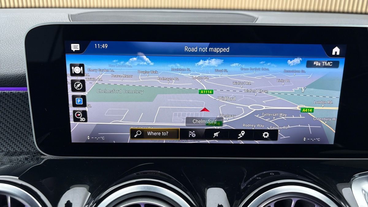 Mercedes-Benz GLB Image 17