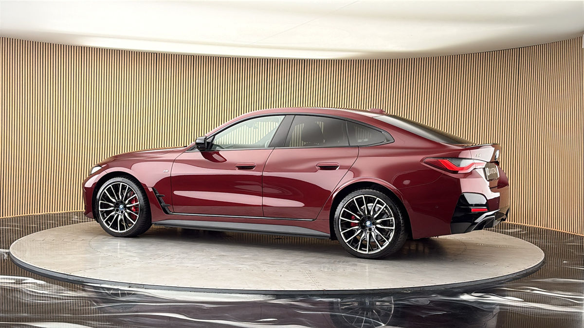 More views of BMW i4