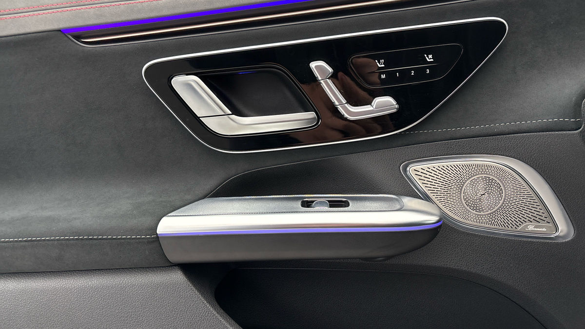 Mercedes-Benz EQE Image 19