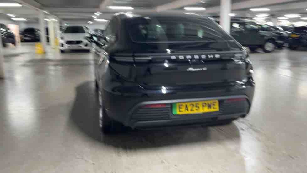 More views of Porsche Macan