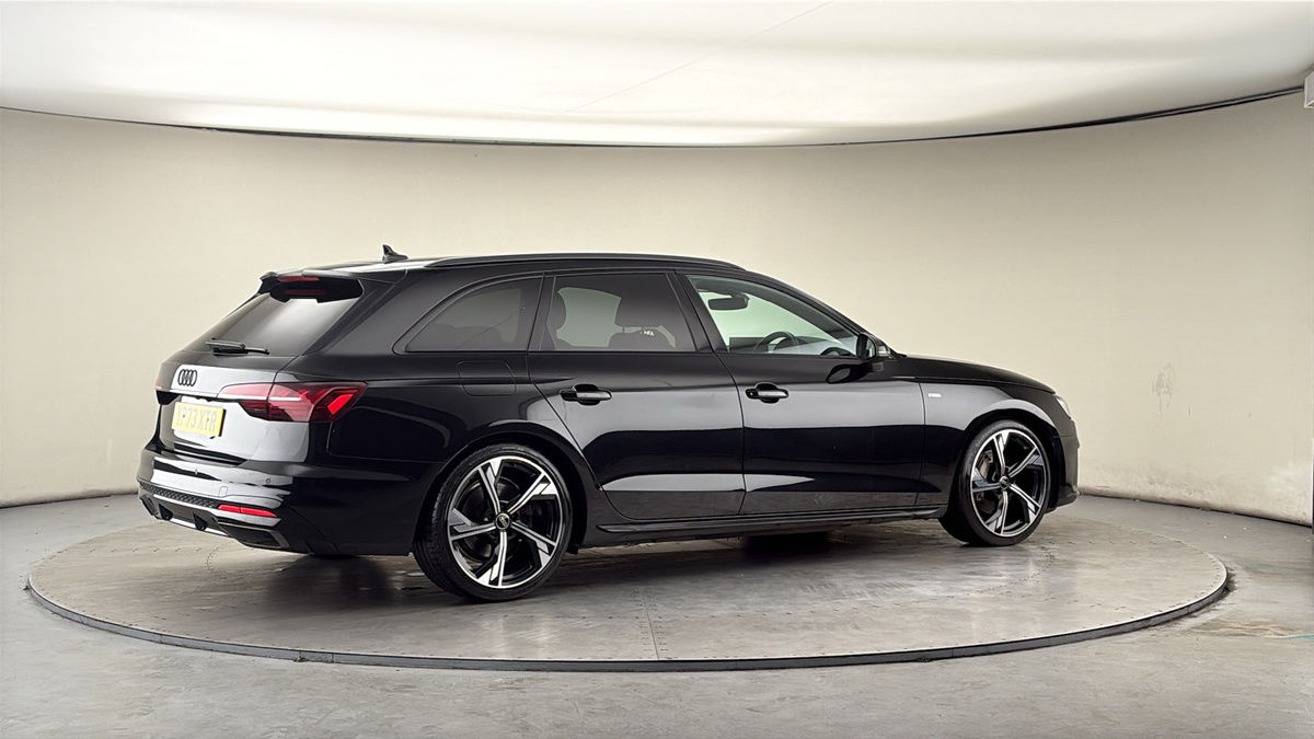 More views of Audi A4 Avant
