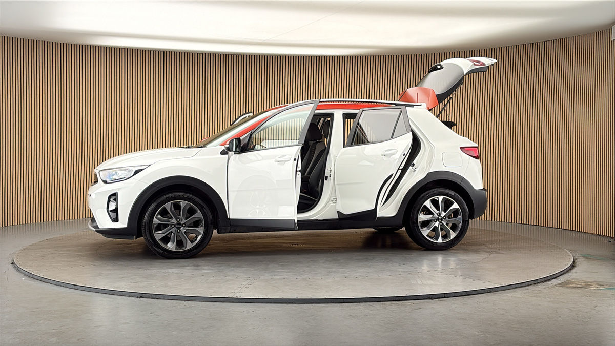 More views of Kia Stonic