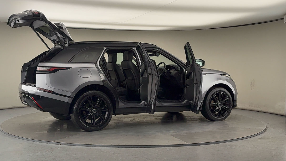 More views of Land Rover Range Rover Velar