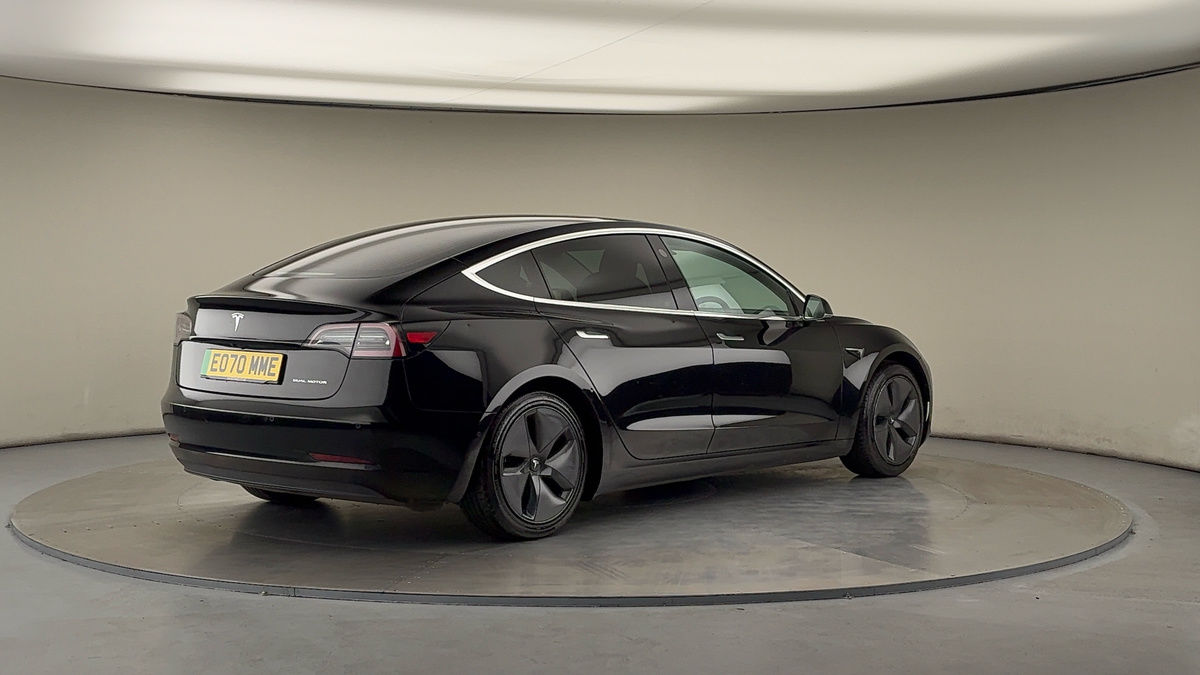 Tesla Model 3 Image 21
