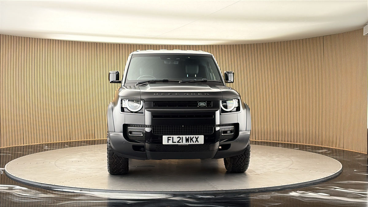 More views of Land Rover Defender 90