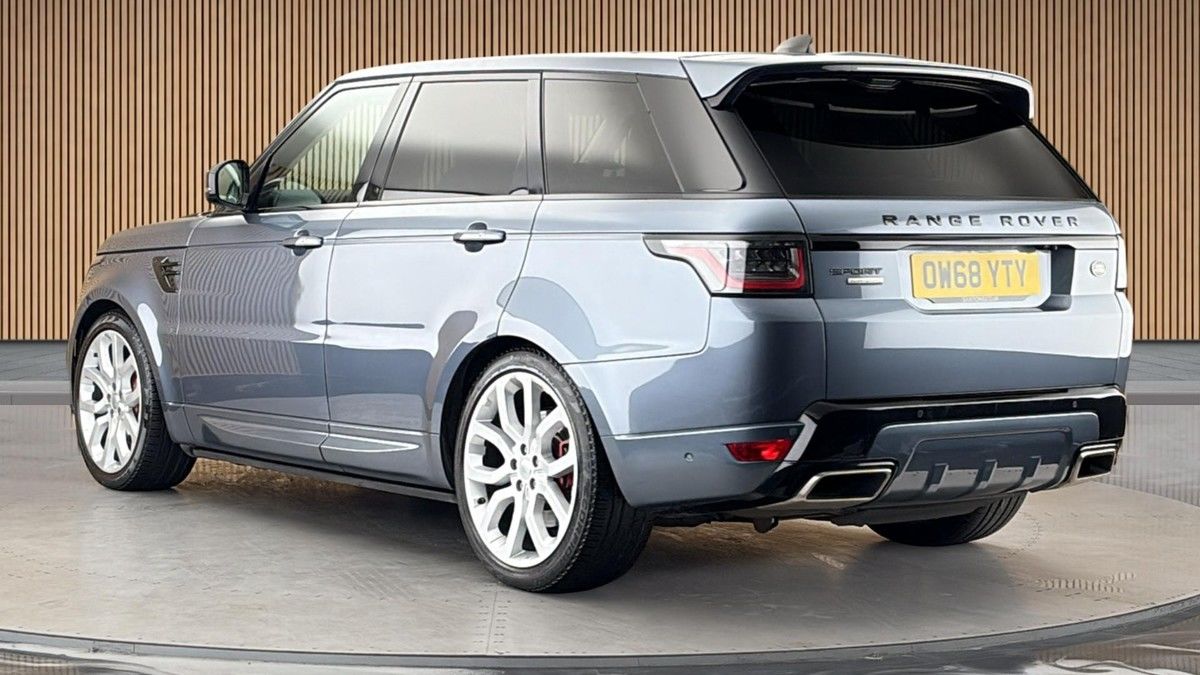 Land Rover Range Rover Sport Image 2