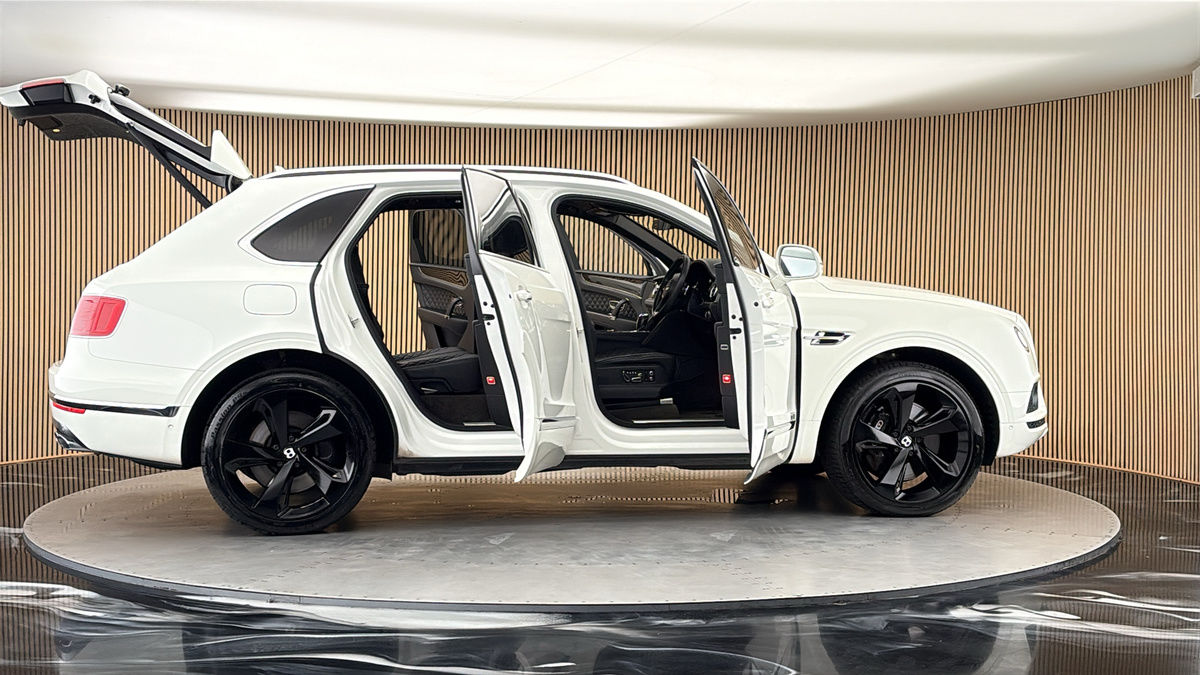 More views of Bentley Bentayga