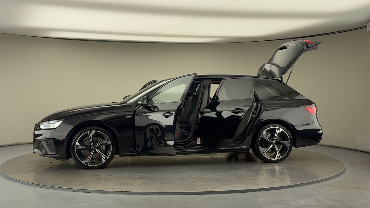 More views of Audi A4 Avant