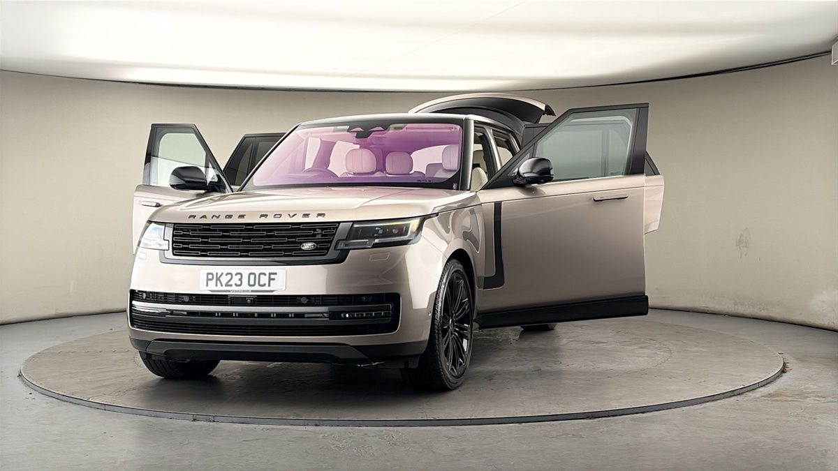 More views of Land Rover Range Rover