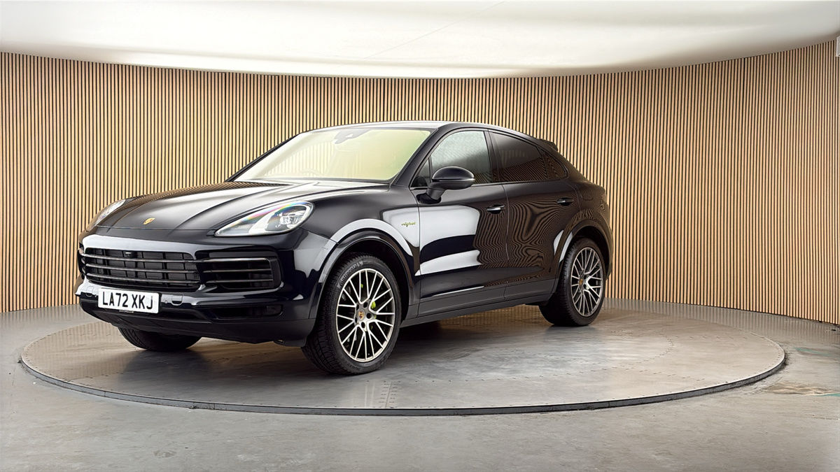 More views of Porsche Cayenne