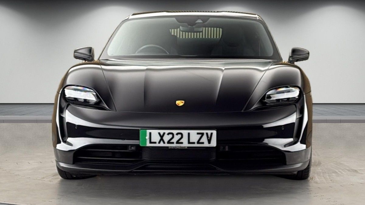Porsche Taycan Image 3