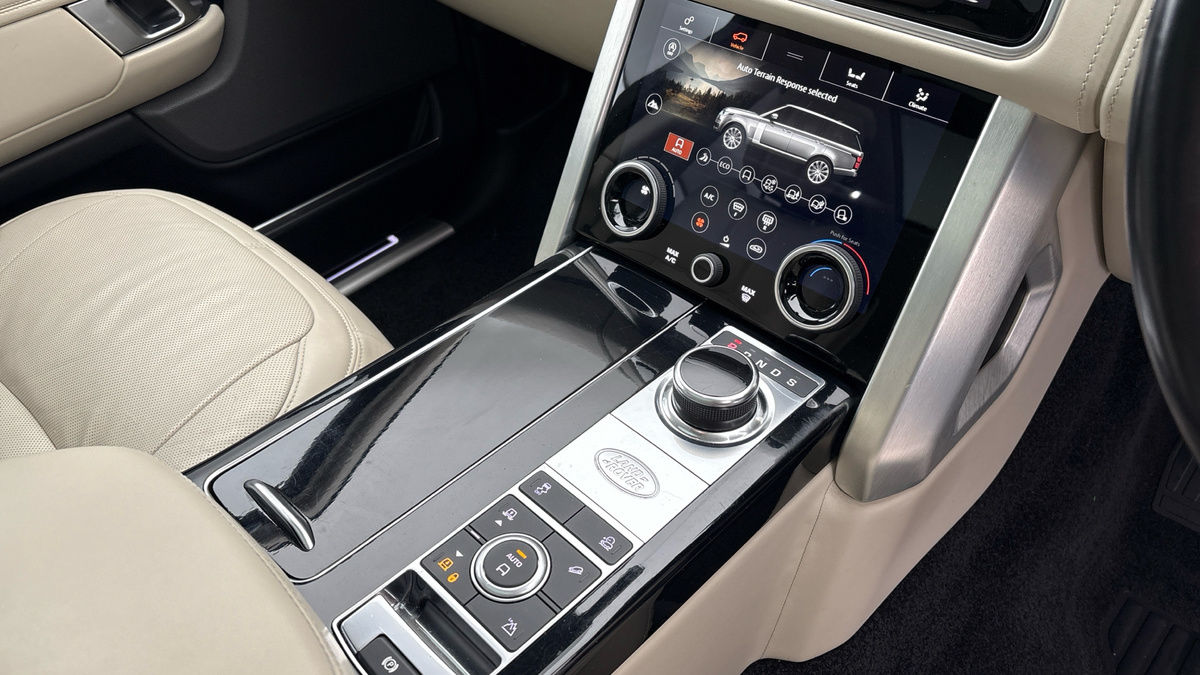 Land Rover Range Rover Image 18