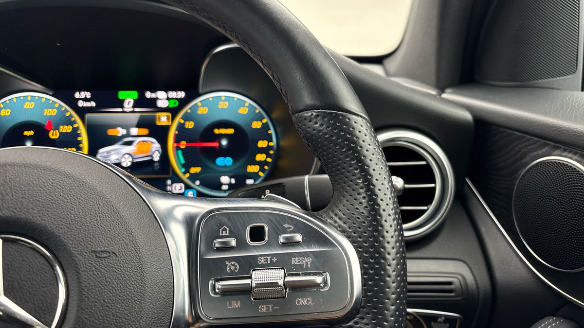 Mercedes-Benz GLC Image 14