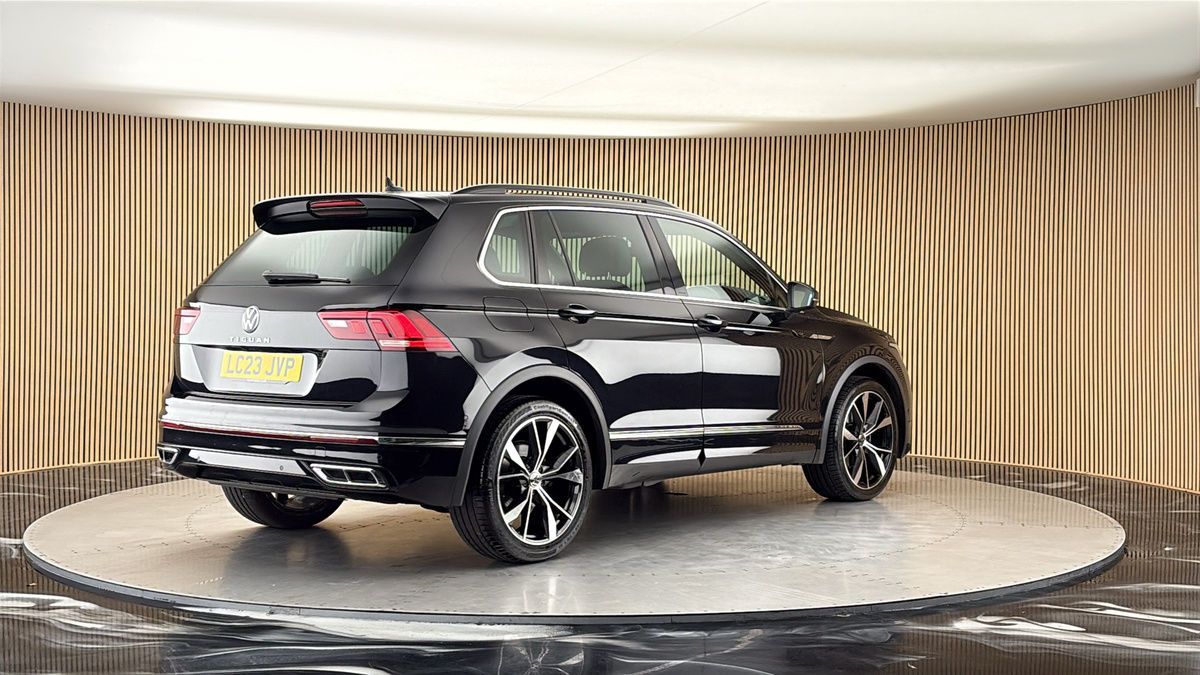 Volkswagen Tiguan Image 21