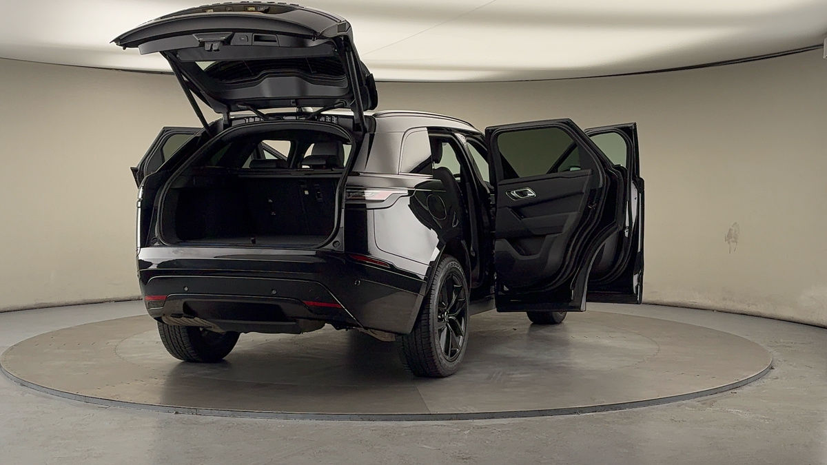 More views of Land Rover Range Rover Velar